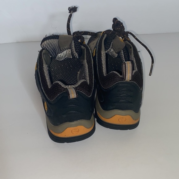 Timberland genuine leather size 3 young Good condition Membrane Shoes Vibram - Picture 6 of 12